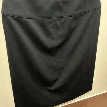 ANAVI 블랙 타이트 스커트 무릎 기장