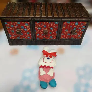 꽃무늬 수납 박스와 토끼 봉제 인형 세트 쇼와 레트로 서랍장 서랍 소품함