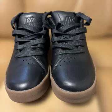 AREth II 블랙 가죽 검솔 26.0cm 레어