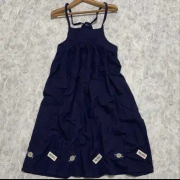 뒷모습이 귀여운 오버롤 스커트 핑크하우스