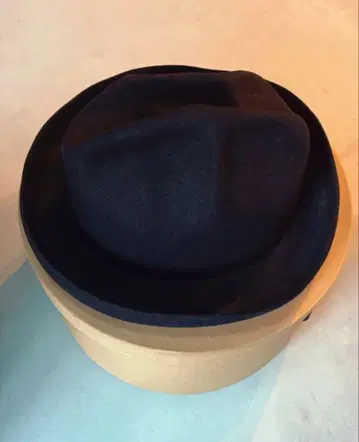 MOUNTAIN RESEARCH MOUNTAIN HAT 2018