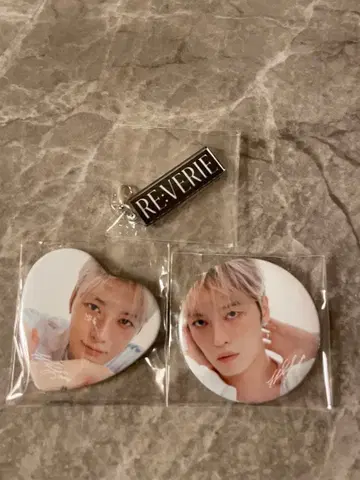 김재중 RE:VERIE 참 1개 캔뱃지 2개 가챠