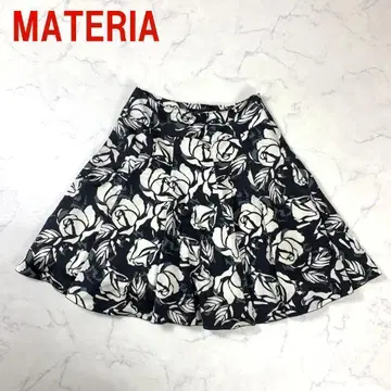 A311 마테리아 롱 스커트 플레어 올 패턴 꽃무늬 안감 있음 블랙 38