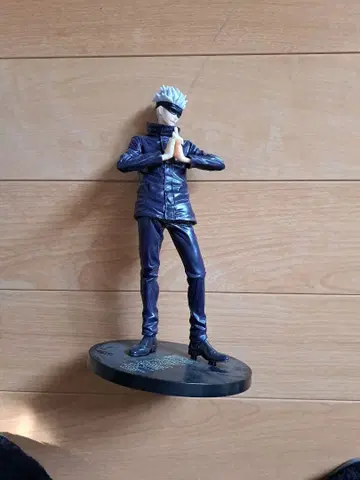 주술회전 고죠 사토루 피규어 손을 모은 포즈