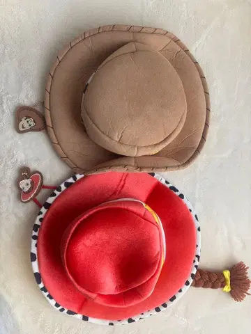 우디와 제시 캐릭터 모자 2세트