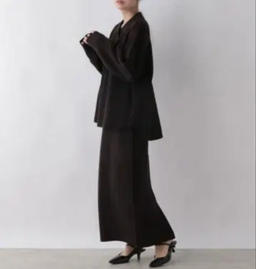 LOWRYSFARM 칼라 니트 가디건 셋업 스커트