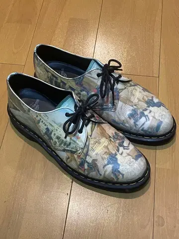 닥터마틴 회화 UK9