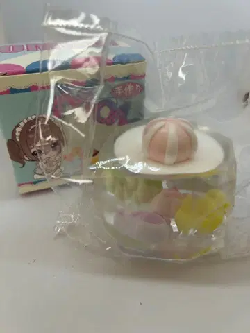 momo 소원 보틀 스퀴즈 발바닥