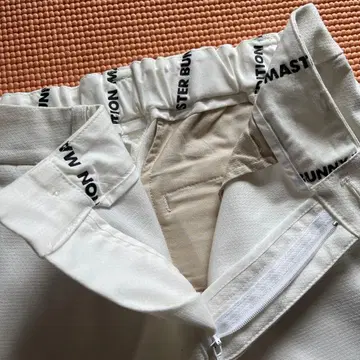 마스터 버니 에디션 여성 팬츠 화이트