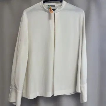 띠어리 럭스 화이트 크루넥 긴팔 셔츠