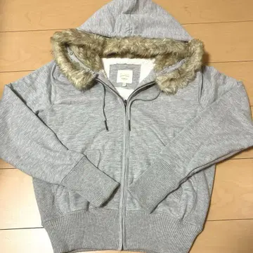 그레이 퍼(fur) 부착 집업 자켓 O'NEILL