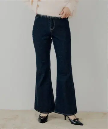 Chico 패치 포함 플레어 데님