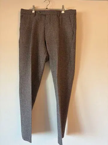 컨디션 최상 BERWICK 체크 무늬 슬랙스 백 포켓 부착