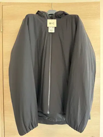 UNIQLO C 유니클로 퍼프 테크 후드티
