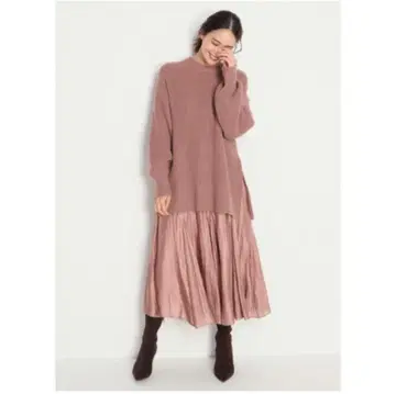 새상품급 미라 오웬 니트 셋업