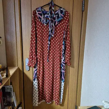 소말리아 도트 스카프 패턴 패치워크 올 패턴 프린트 원피스