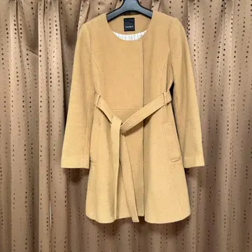 Banner Barrett 벨트 포함 노카라 울 코트