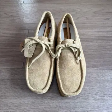 Clarks 왈라비