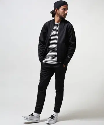 나노 유니버스 x 챔피온 별주 테크니컬 봄버 자켓 S