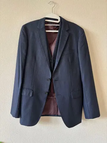 TAKEO KIKUCHI 네이비 스트라이프 쓰리피스 수트