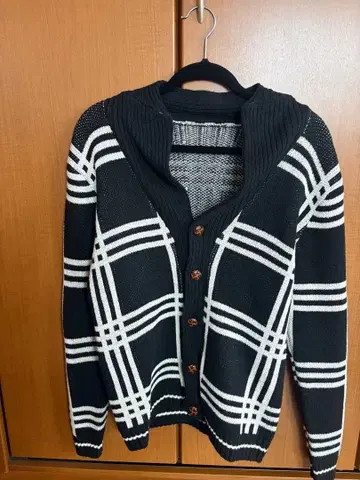 체크 무늬 니트 가디건