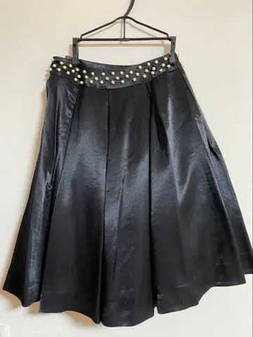 Harrods 해롯 블랙 스커트 튜튜 펄 장식