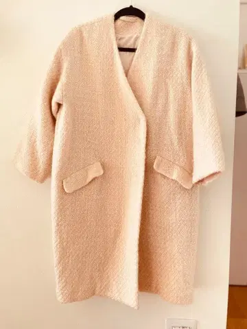 Mila Owen 베이지 롱 코트