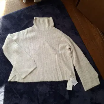 C.T.plage 터틀넥 스웨터 사이즈 38 라이트 그레이