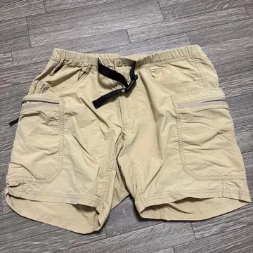 GRIPSWANY 베이지 숏팬츠