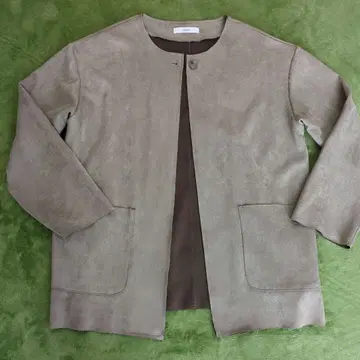 [새상품급] IEDIT 스웨이드 소재 노카라 코트