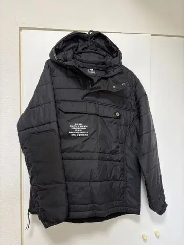 [ 새상품급 ] BURTLE 바틀 L 블랙 후드 부착 방한 워크 의류