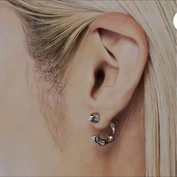 [ jentlouis ] 귀걸이 양쪽 귀