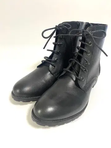 Tilion 천연 가죽 레이스업 부츠 블랙 사이드 지퍼 블랙 가죽