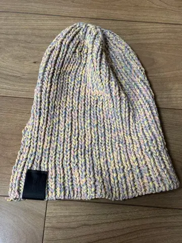 N. 할리우드 니트 캡