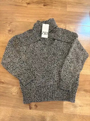 ZARA 니트 스웨터 S/M 블랙 화이트