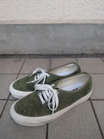 Vans Authentic 스니커즈