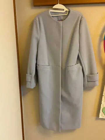 라이트 그레이 체스터 코트 M