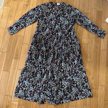 URBAN RESEARCH DOORS 플라워 프린트 원피스