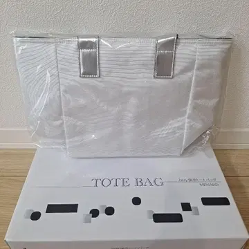 화이트 토트백 심플