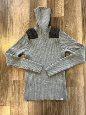 THE NORTH FACE 하이넥 니트