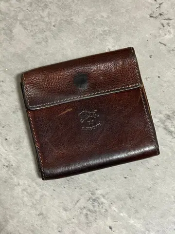 브라운 가죽 이단 접이식 지갑