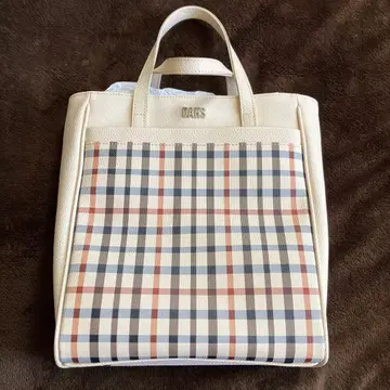 DAKS 화이트 체크 무늬 토트백