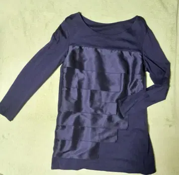 네이비 새틴 패널 긴팔 튜닉