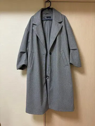 ZARA 그레이 체스터 코트