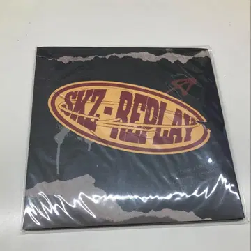 Stray Kids / SKZ-REPLAY