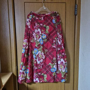 INGEBORG 잉게보그 꽃무늬 롱 스커트 장미 무늬 체크