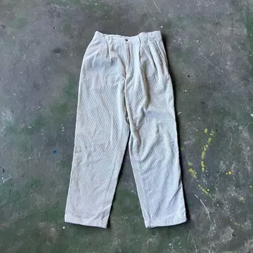 다커스 2턱 코듀로이 팬츠