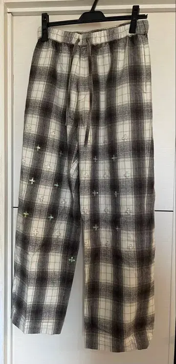 스팽글 체크 팬츠 maturely