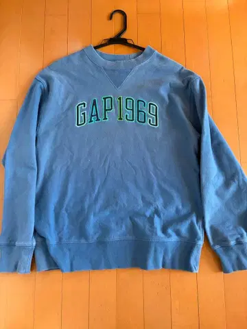 GAP 1969 블루 맨투맨 S 사이즈