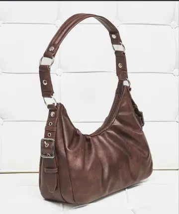 브라운 숄더백